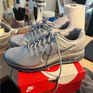 Nike Men's Gray Air Max